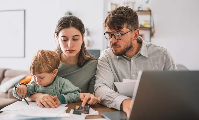 هزینه فرزند از کجا شروع میشود؟ از پوشک تا کلاسهای آموزشی!