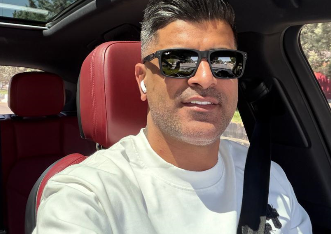 گسترش صادرات فرآوردههای نفتی در برنامههای دکتر محمد هادی بلوچی